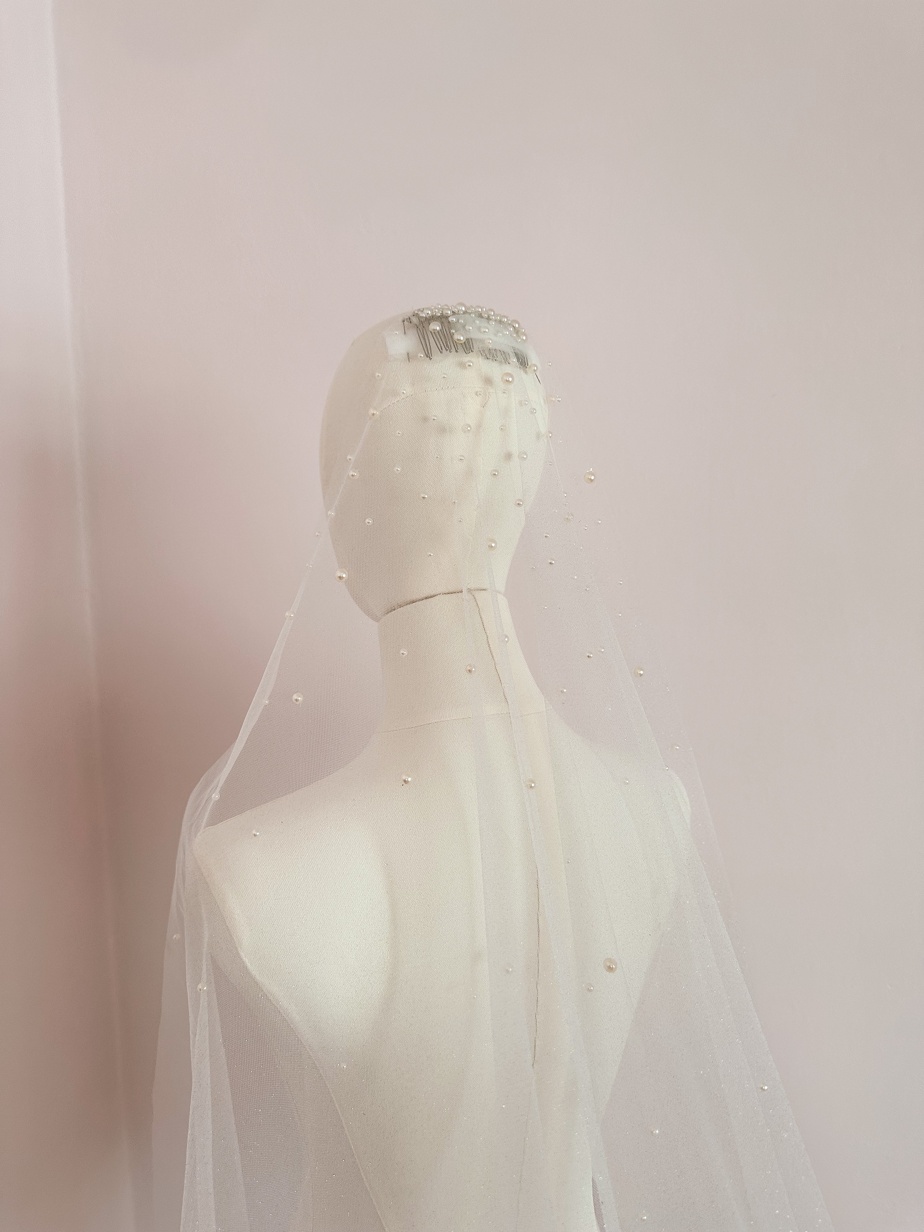 The Barely There Glitter Veil with Cascading Pearls